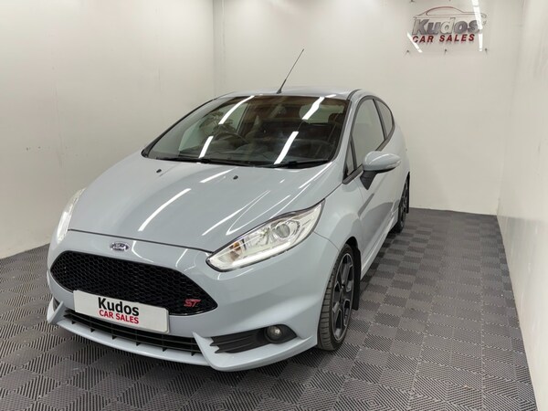 Used Ford Fiesta 2017 for sale - 76242833: Photo 5