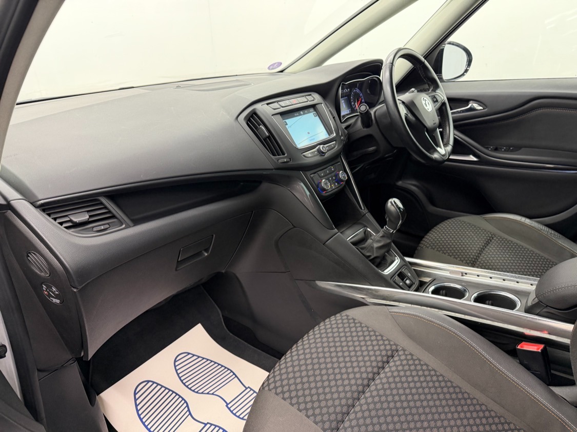 Used Vauxhall Zafira 2018 for sale - 76717637: Photo 16