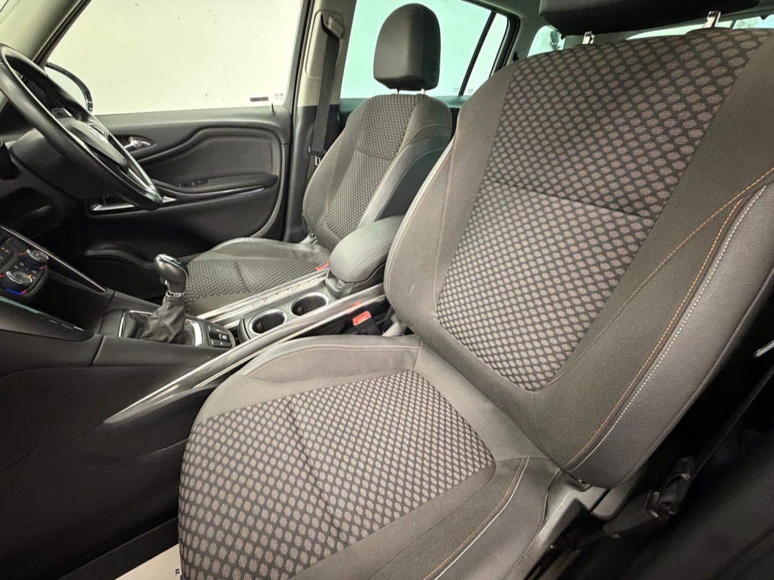 Used Vauxhall Zafira 2018 for sale - 76717637: Photo 17