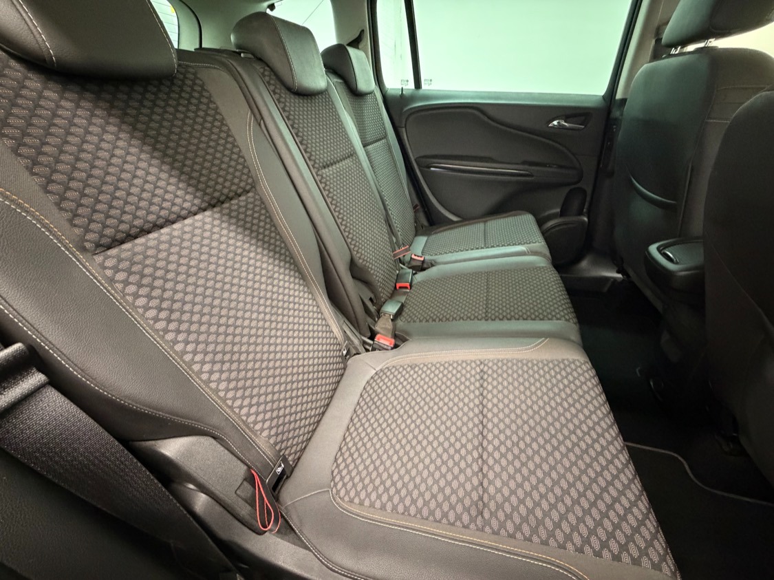 Used Vauxhall Zafira 2018 for sale - 76717637: Photo 18