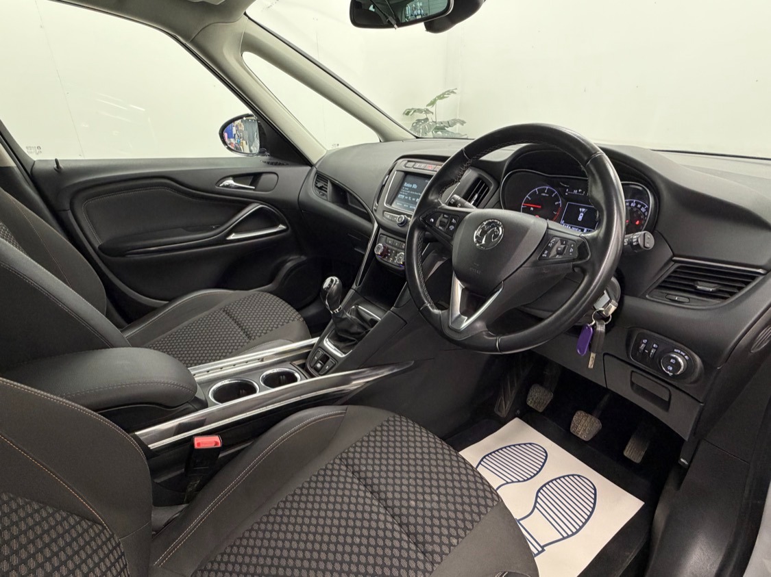 Used Vauxhall Zafira 2018 for sale - 76717637: Photo 9