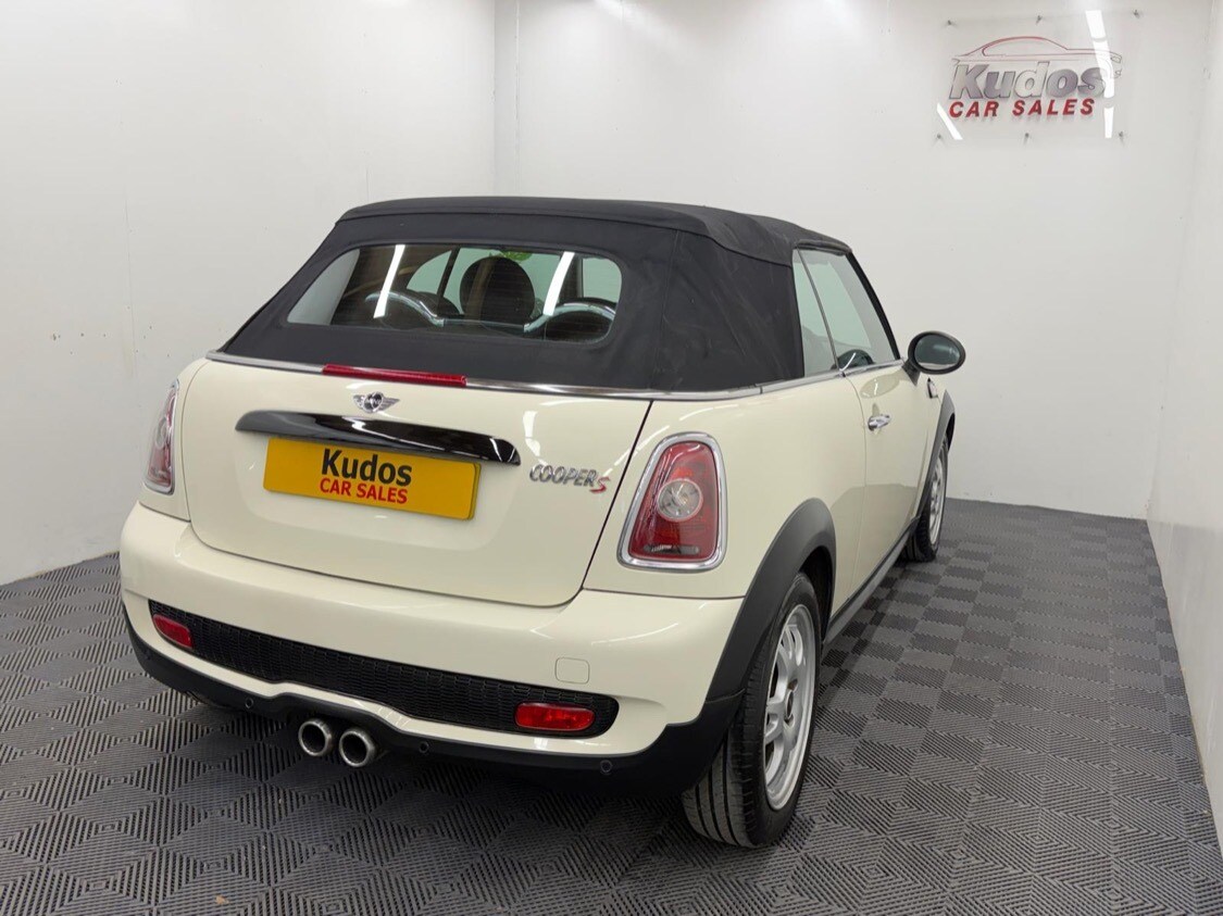 Used MINI Convertible 2010 for sale - 77954309: Photo 9