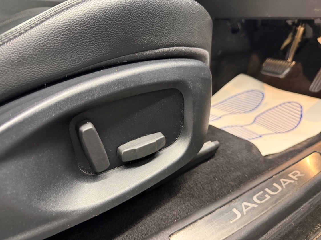 Used Jaguar E-Pace 2018 for sale - 76892015: Photo 11