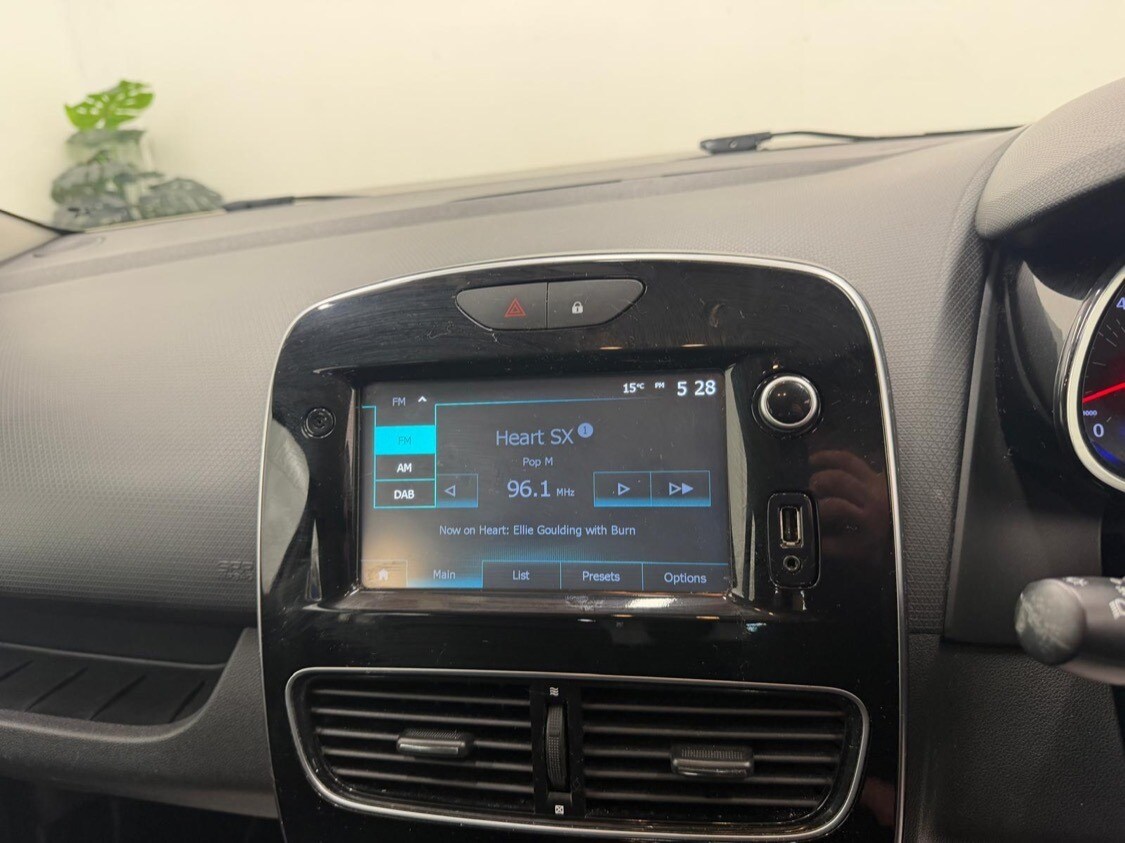 Used Renault Clio 2017 for sale - 77743528: Photo 14