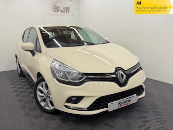 Used Renault Clio 2017 for sale - 77743528: Photo
