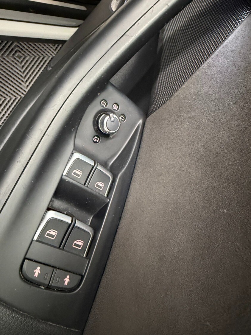 Used Audi Q3 2017 for sale - 77350439: Photo 14