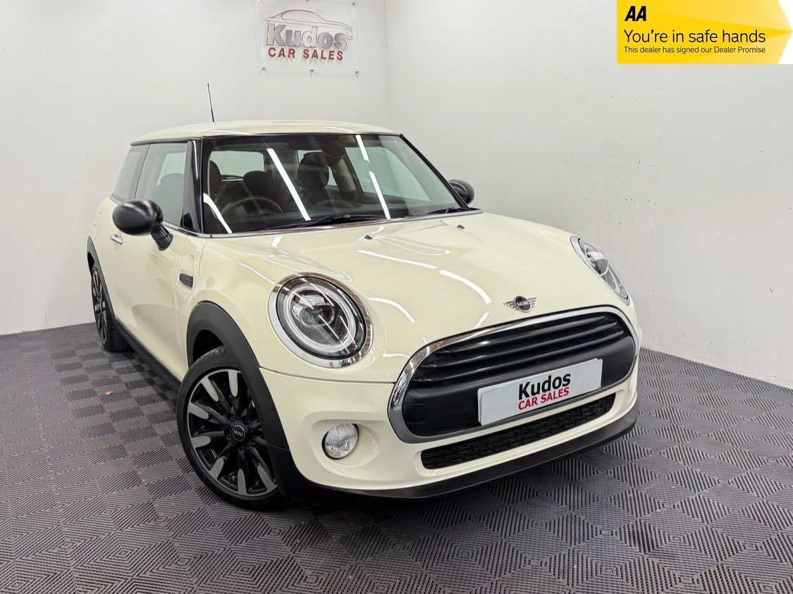 Used MINI Hatch 2018 for sale - 76626747: Photo 1