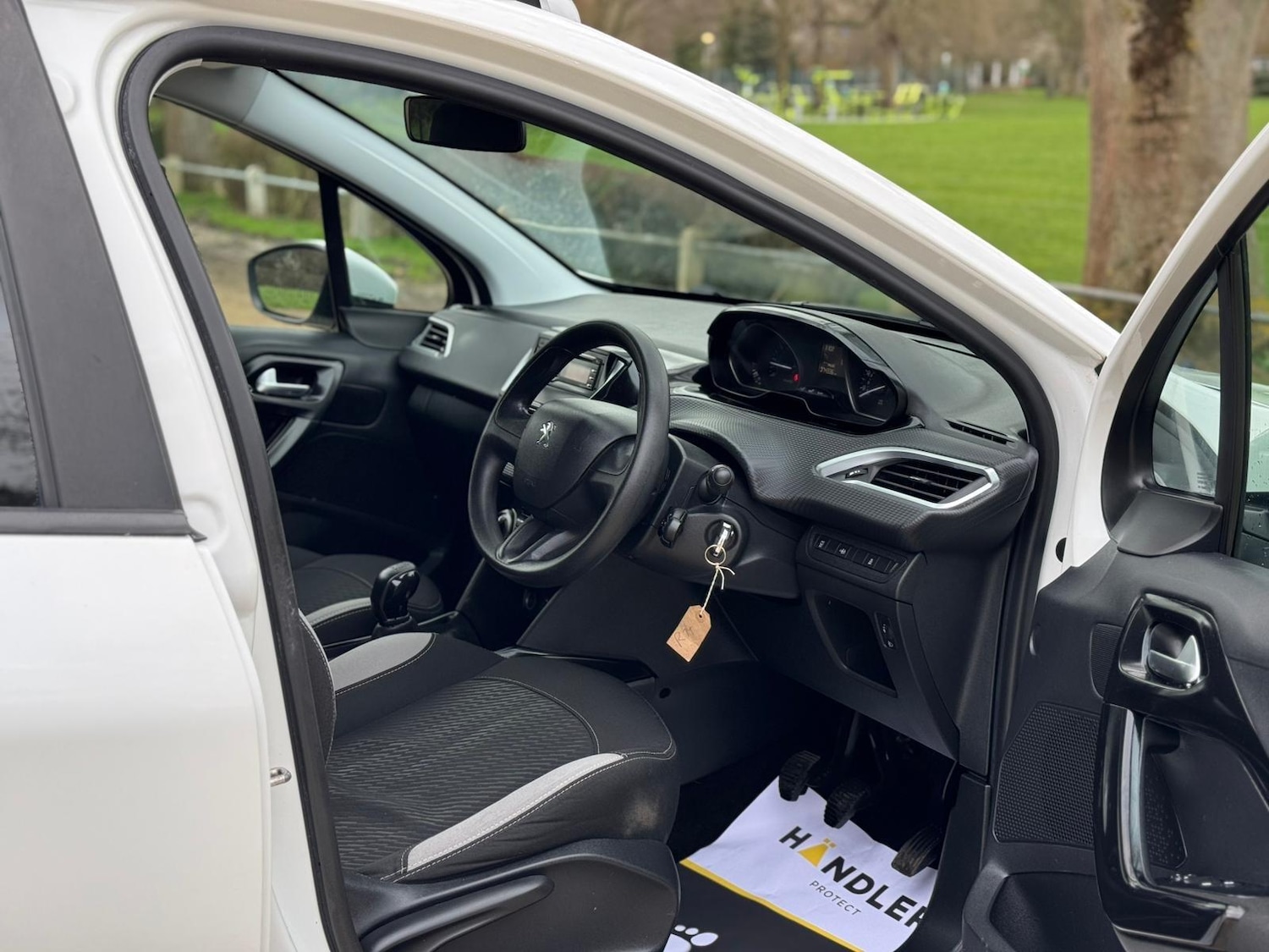 Used Peugeot 2008 for sale - 78092307: Photo 16