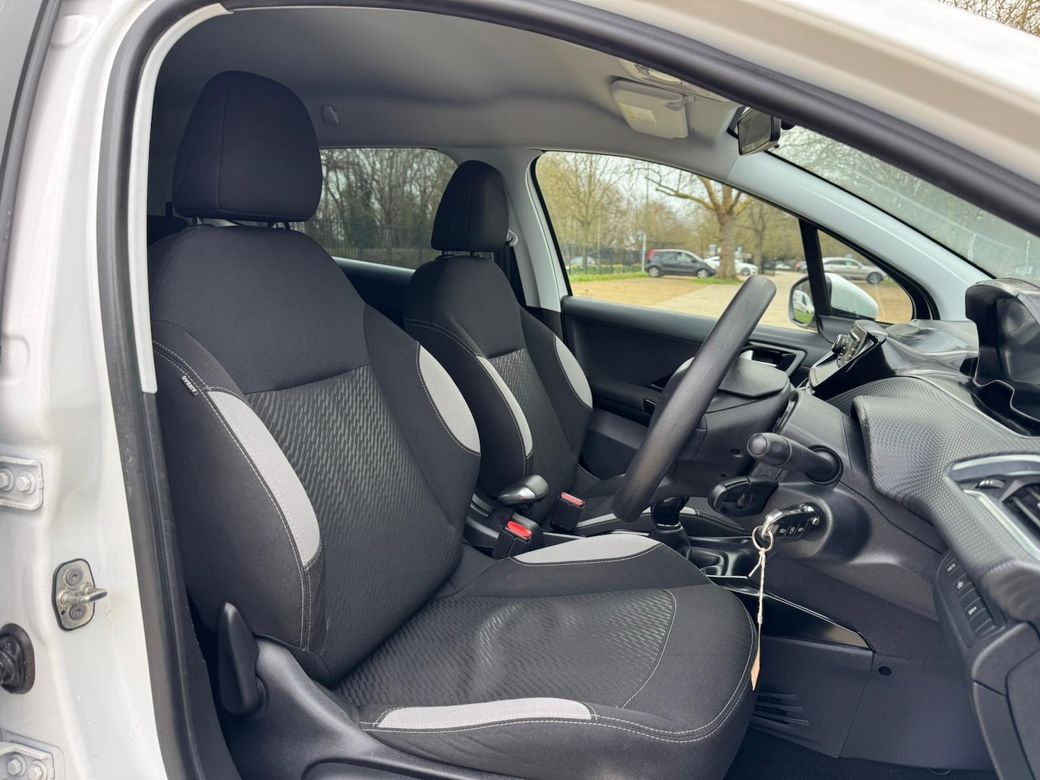 Used Peugeot 2008 for sale - 78092307: Photo 18