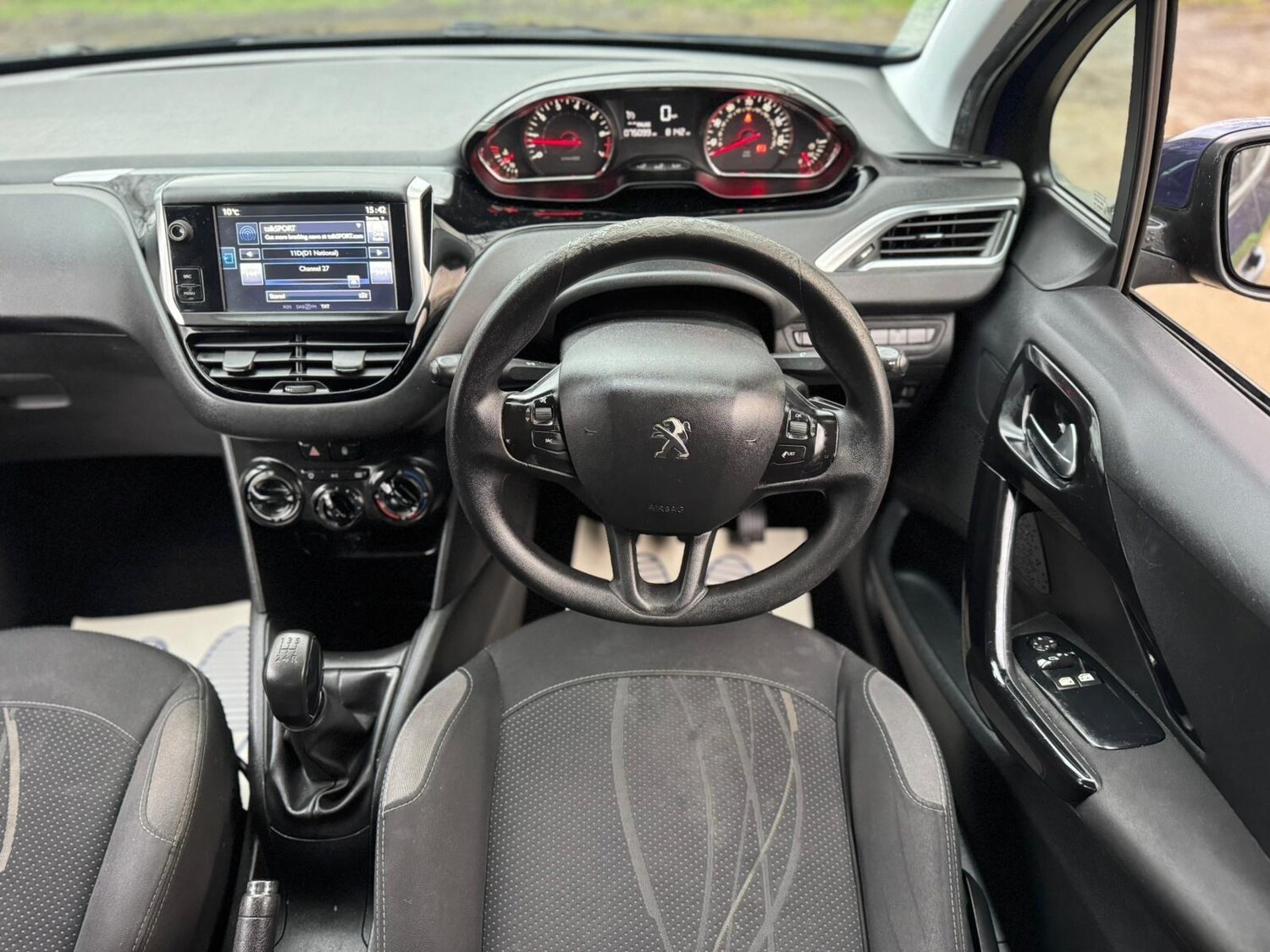 Used Peugeot 208 for sale - 78092375: Photo 32