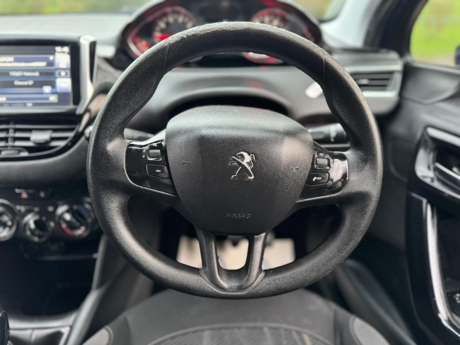 Used Peugeot 208 for sale - 78092375: Photo 35