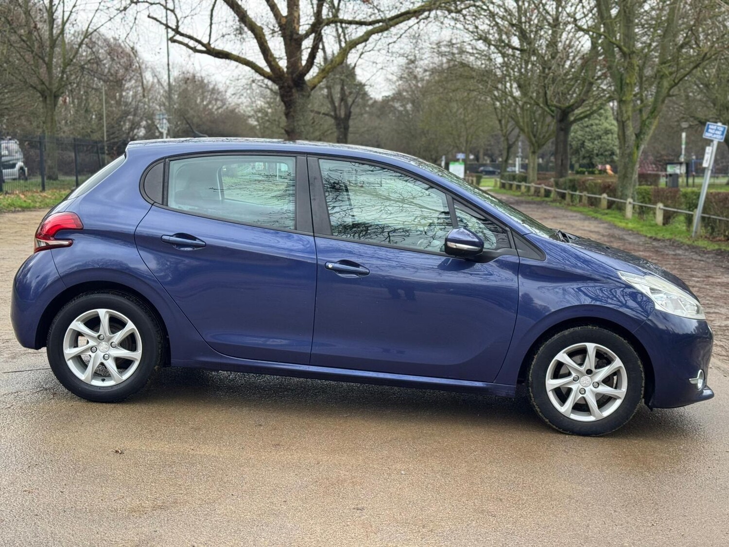 Used Peugeot 208 for sale - 78092375: Photo 9