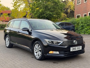 Used Volkswagen Passat 2016 for sale - 78536901: Photo