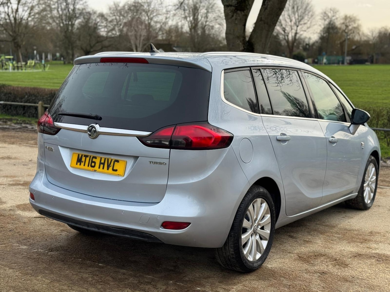 Used Vauxhall Zafira Tourer for sale - 78092380: Photo 5