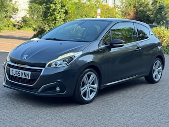 Used Peugeot 208 2015 for sale - 79364082: Photo