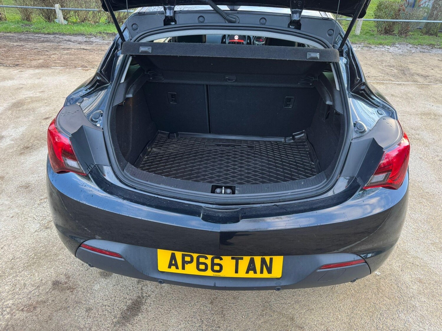 Used Vauxhall Astra for sale - 78092339: Photo 23