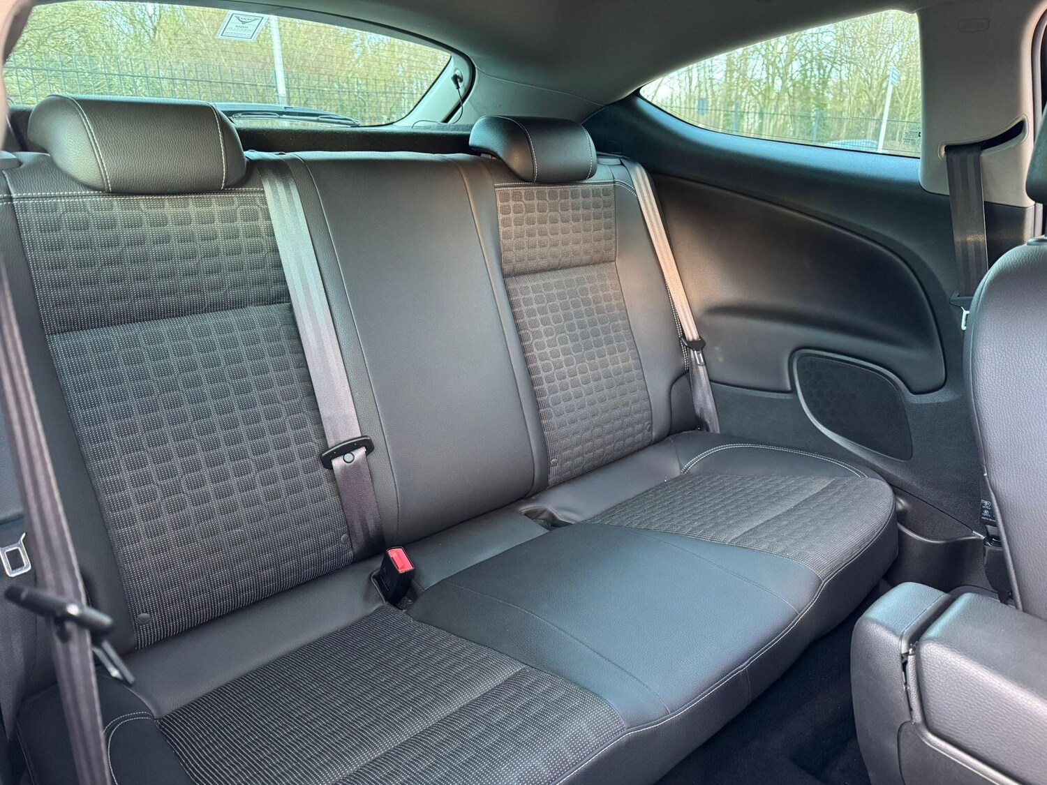 Used Vauxhall Astra for sale - 78092339: Photo 24