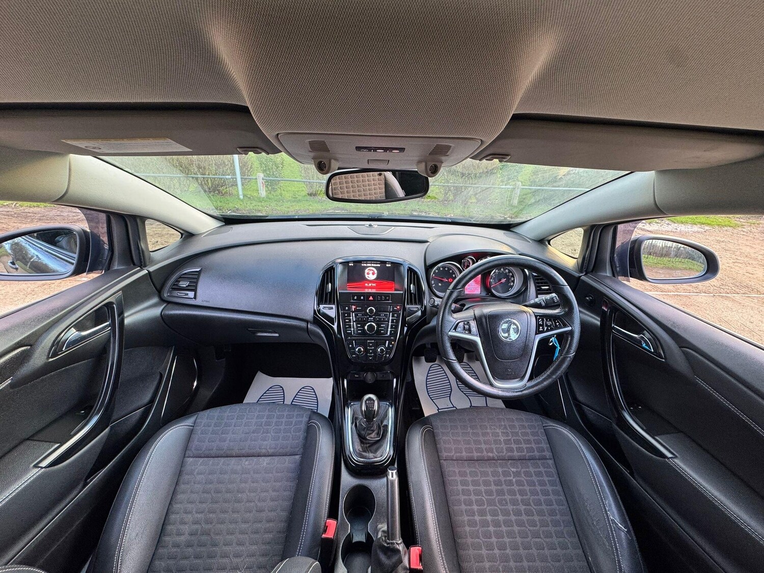 Used Vauxhall Astra for sale - 78092339: Photo 28