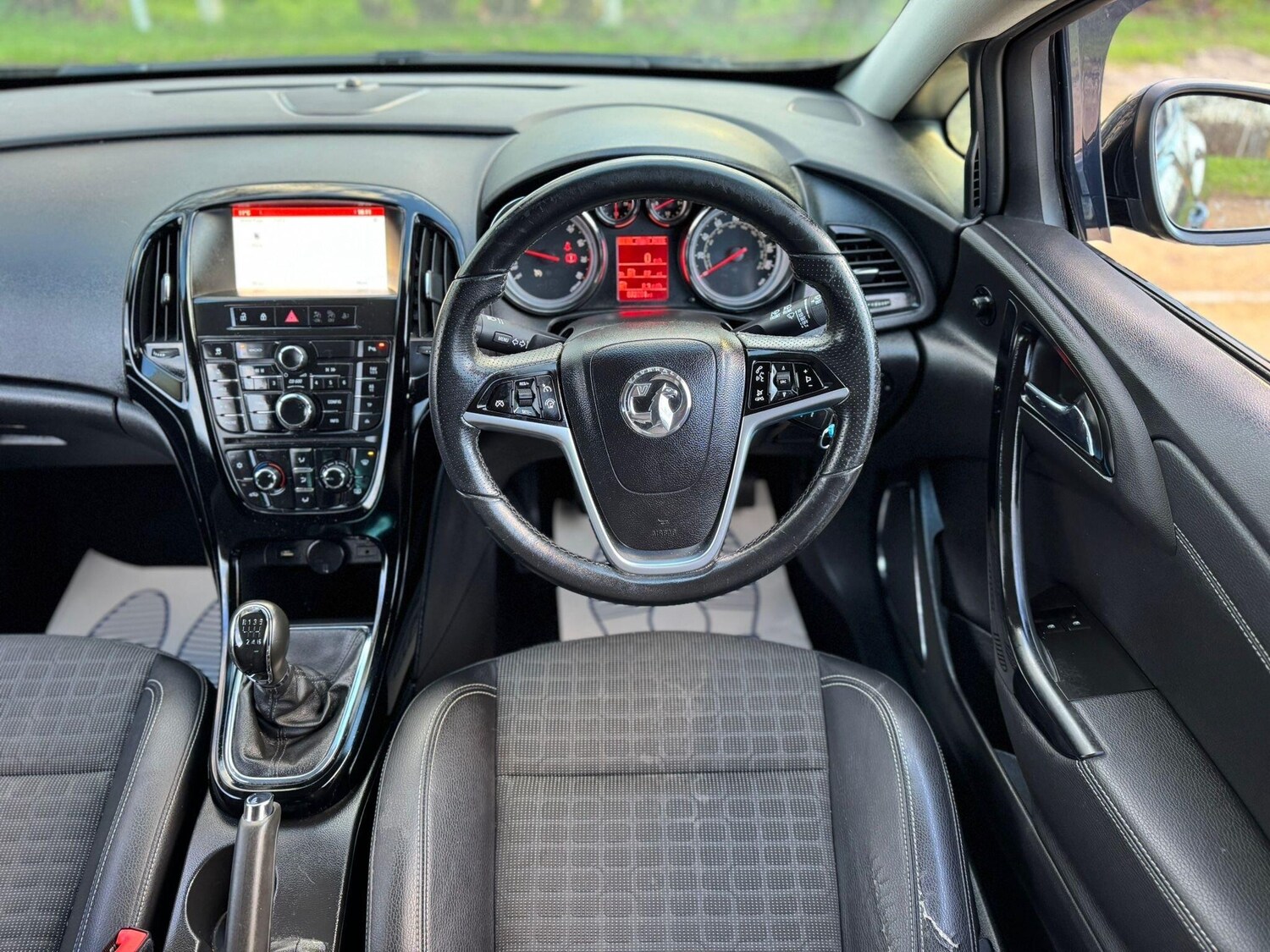 Used Vauxhall Astra for sale - 78092339: Photo 30