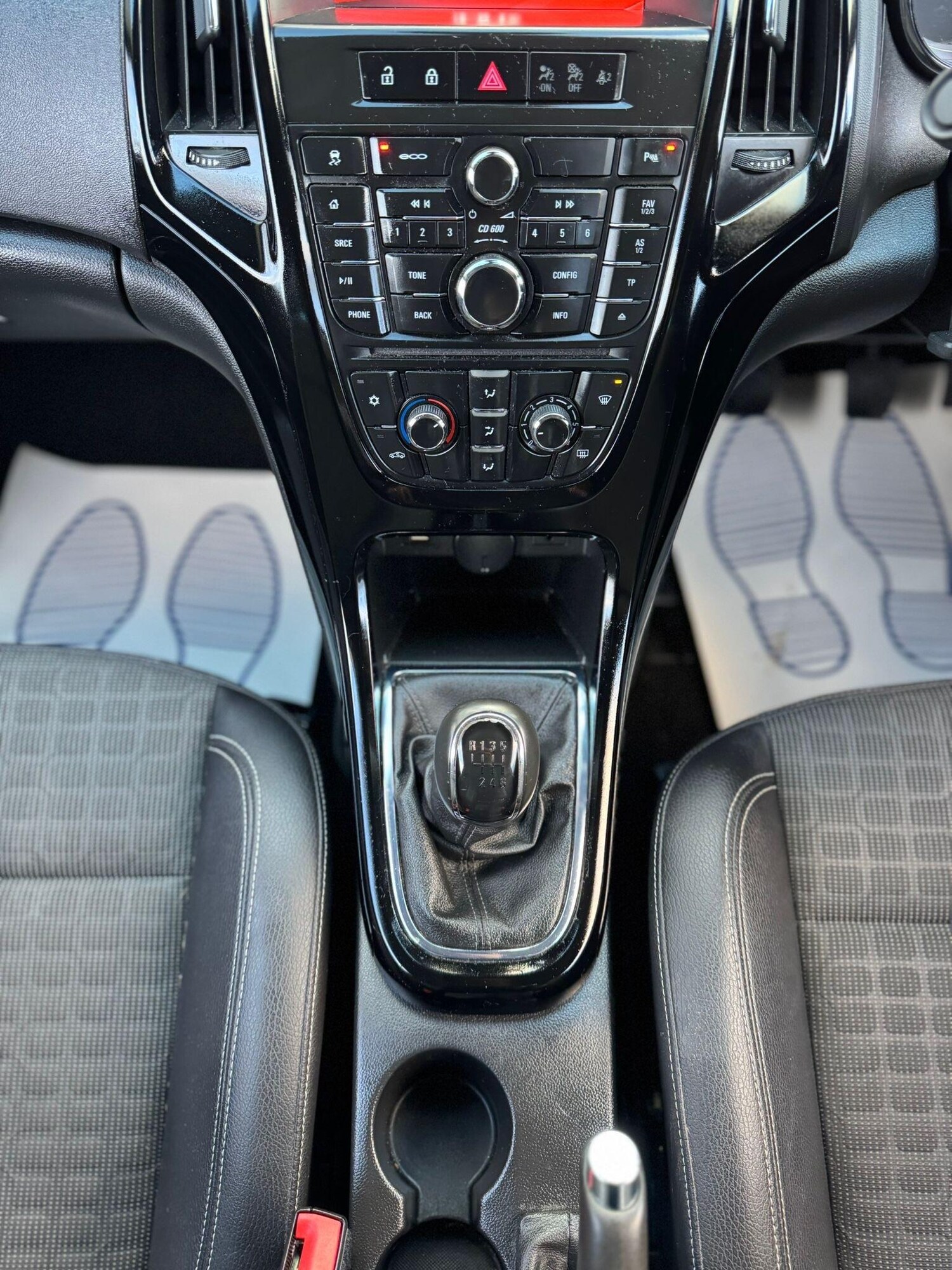 Used Vauxhall Astra for sale - 78092339: Photo 31