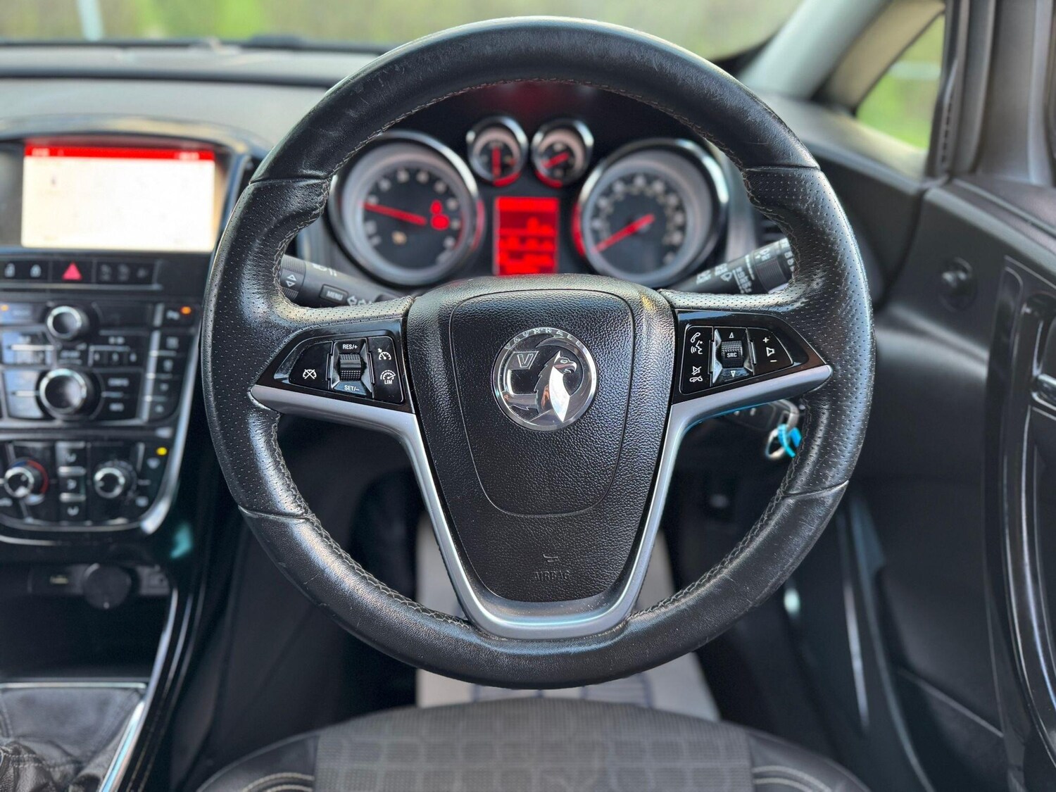 Used Vauxhall Astra for sale - 78092339: Photo 34