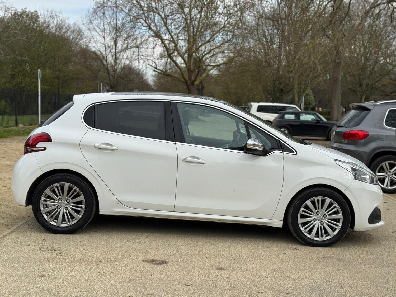 Used Peugeot 208 for sale - 78092276: Photo 12