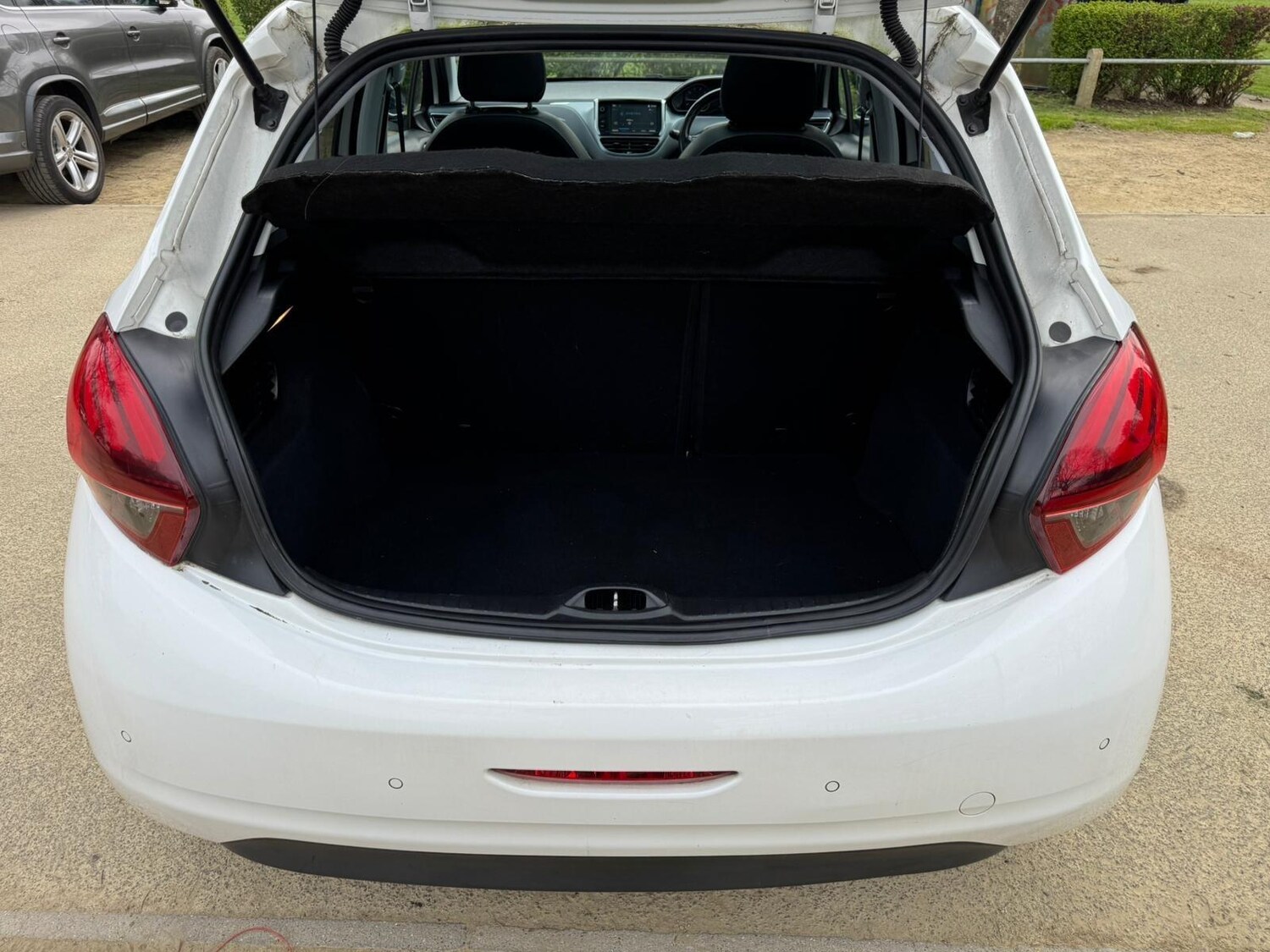 Used Peugeot 208 for sale - 78092276: Photo 25