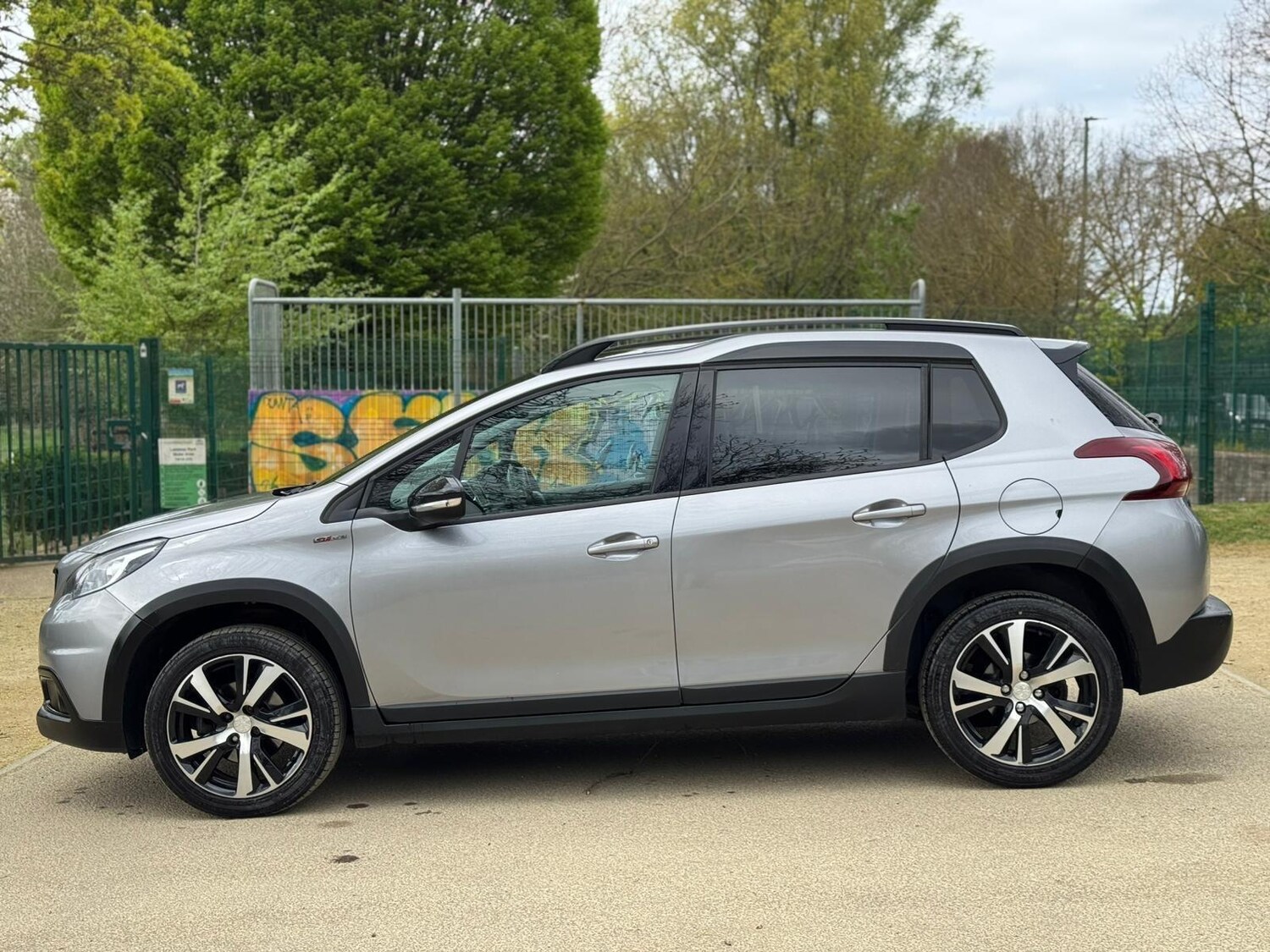 Used Peugeot 2008 2018 for sale - 78220941: Photo 9
