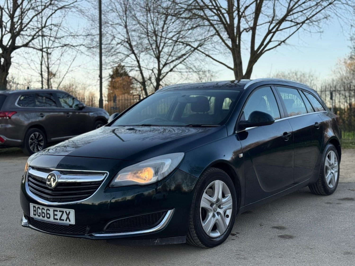 Used Vauxhall Insignia for sale - 78092274: Photo 2