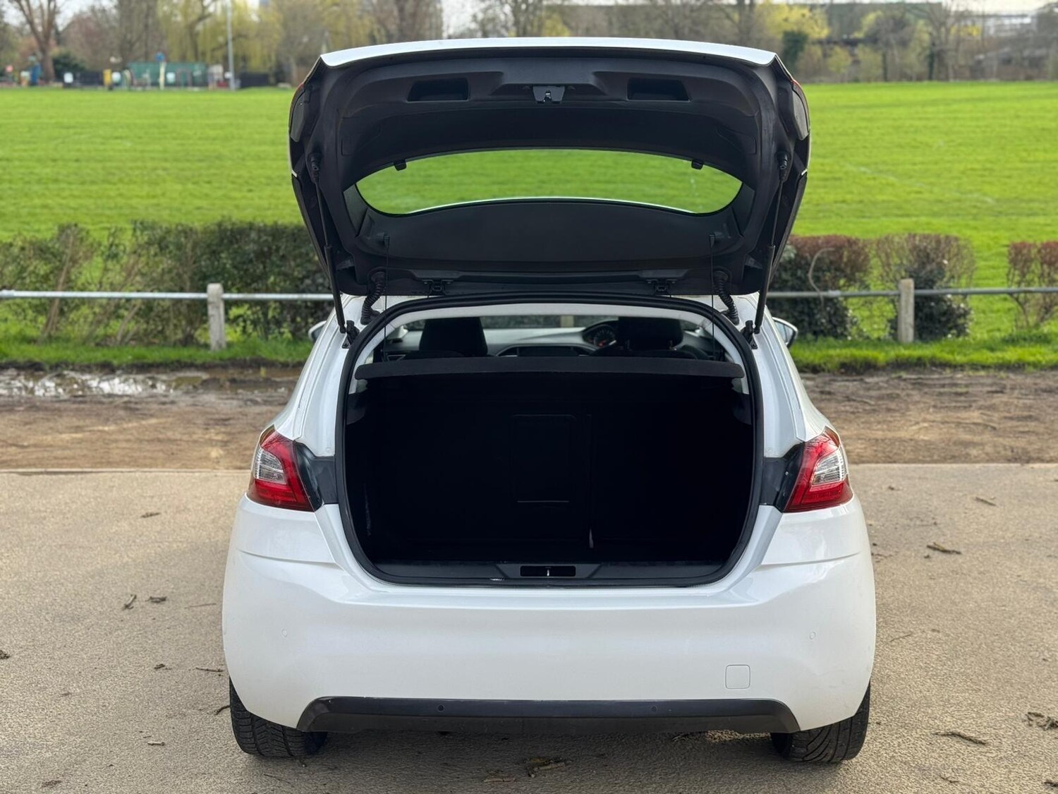 Used Peugeot 308 for sale - 78092272: Photo 24