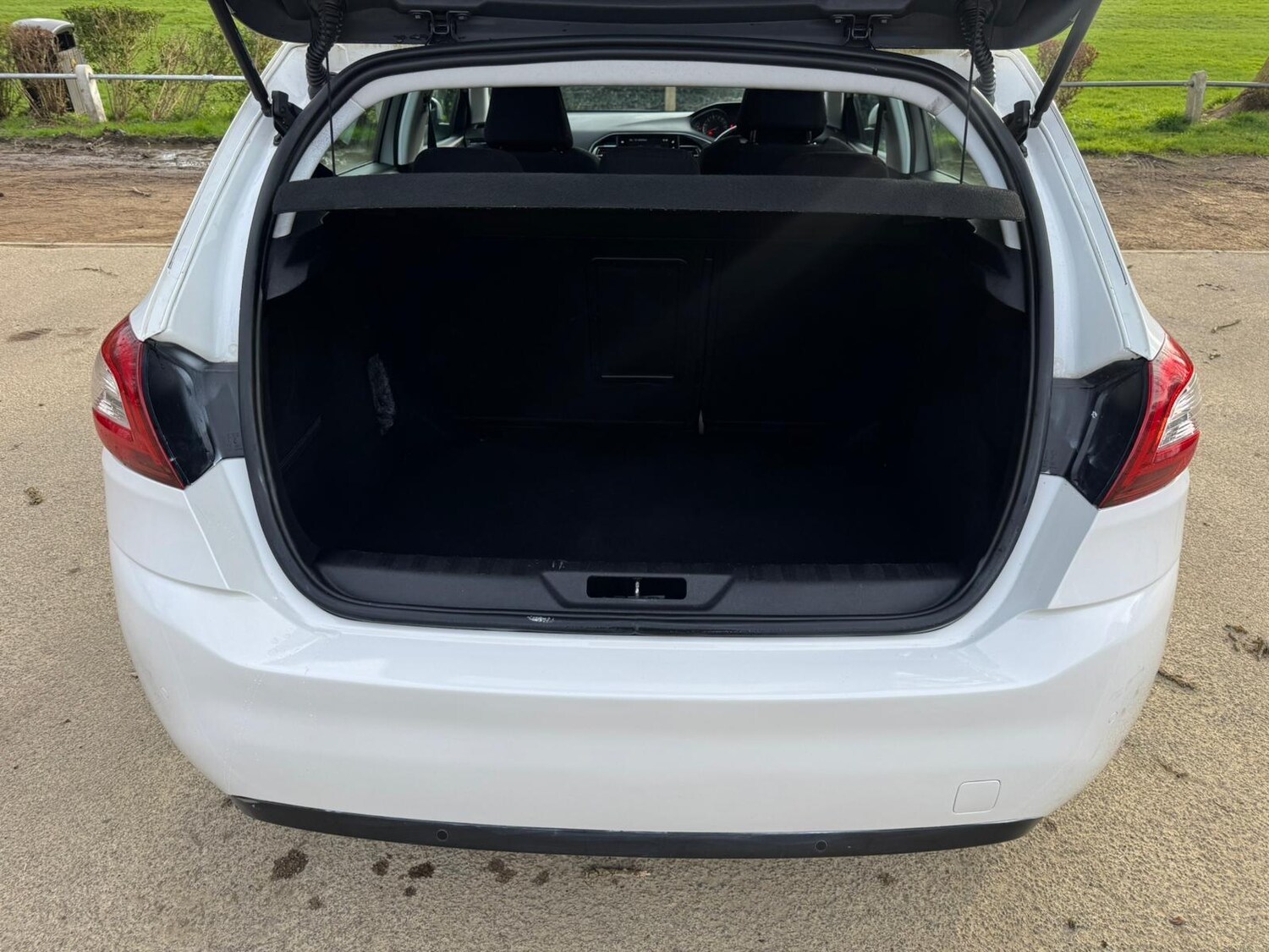 Used Peugeot 308 for sale - 78092272: Photo 25