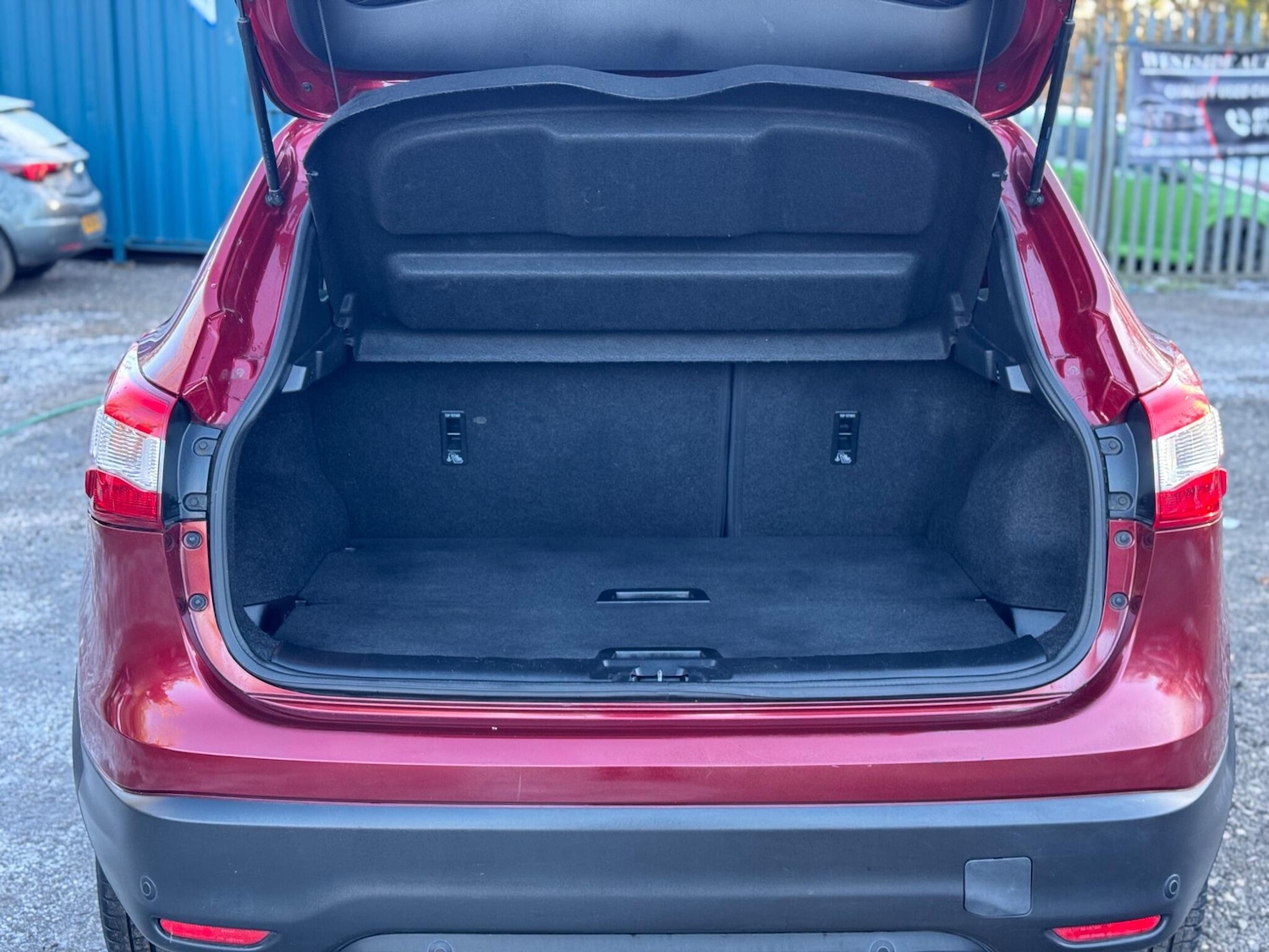 Used Nissan Qashqai for sale - 78092349: Photo 24