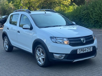 Used Dacia Sandero Stepway 2015 for sale - 79364074: Photo