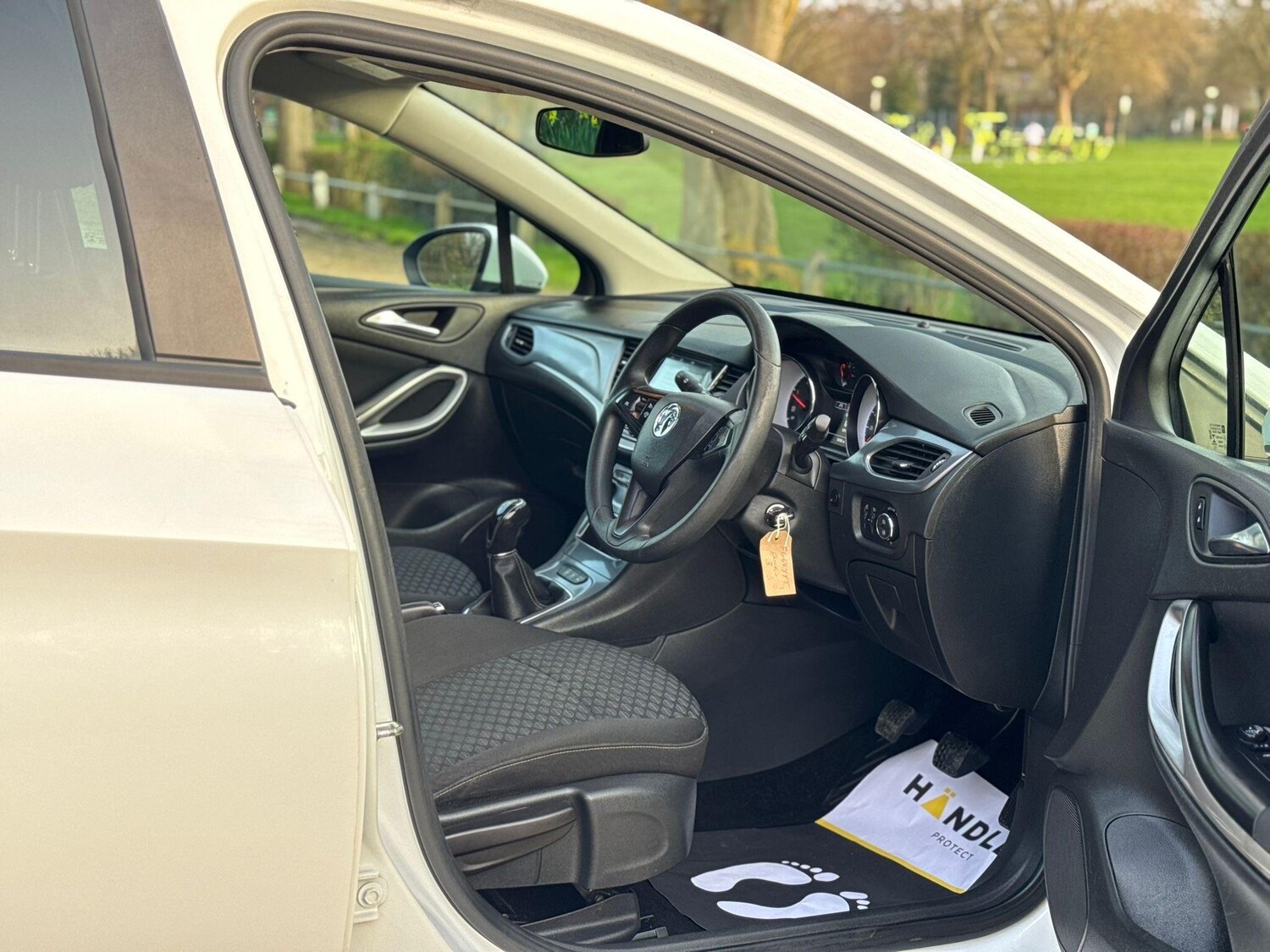 Used Vauxhall Astra for sale - 78092340: Photo 16