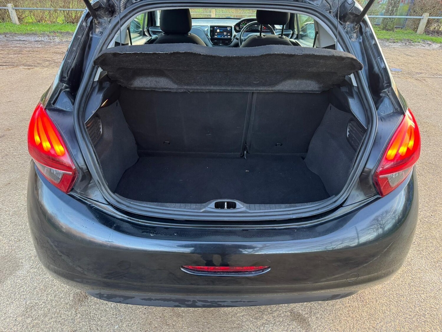 Used Peugeot 208 for sale - 78092319: Photo 23