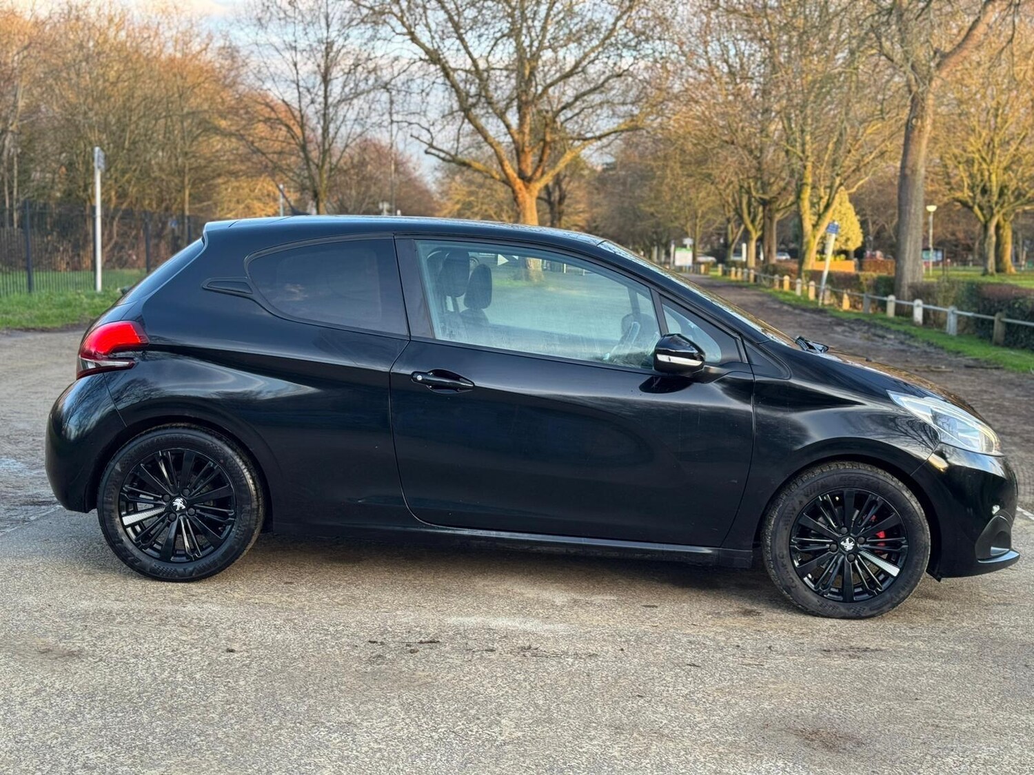 Used Peugeot 208 for sale - 78092319: Photo 8