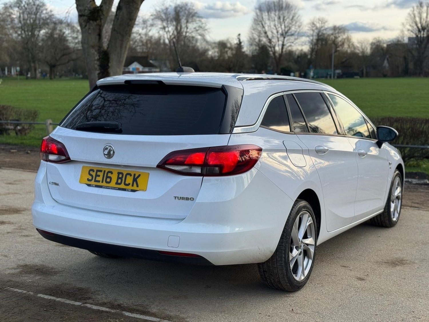 Used Vauxhall Astra for sale - 78092379: Photo 4