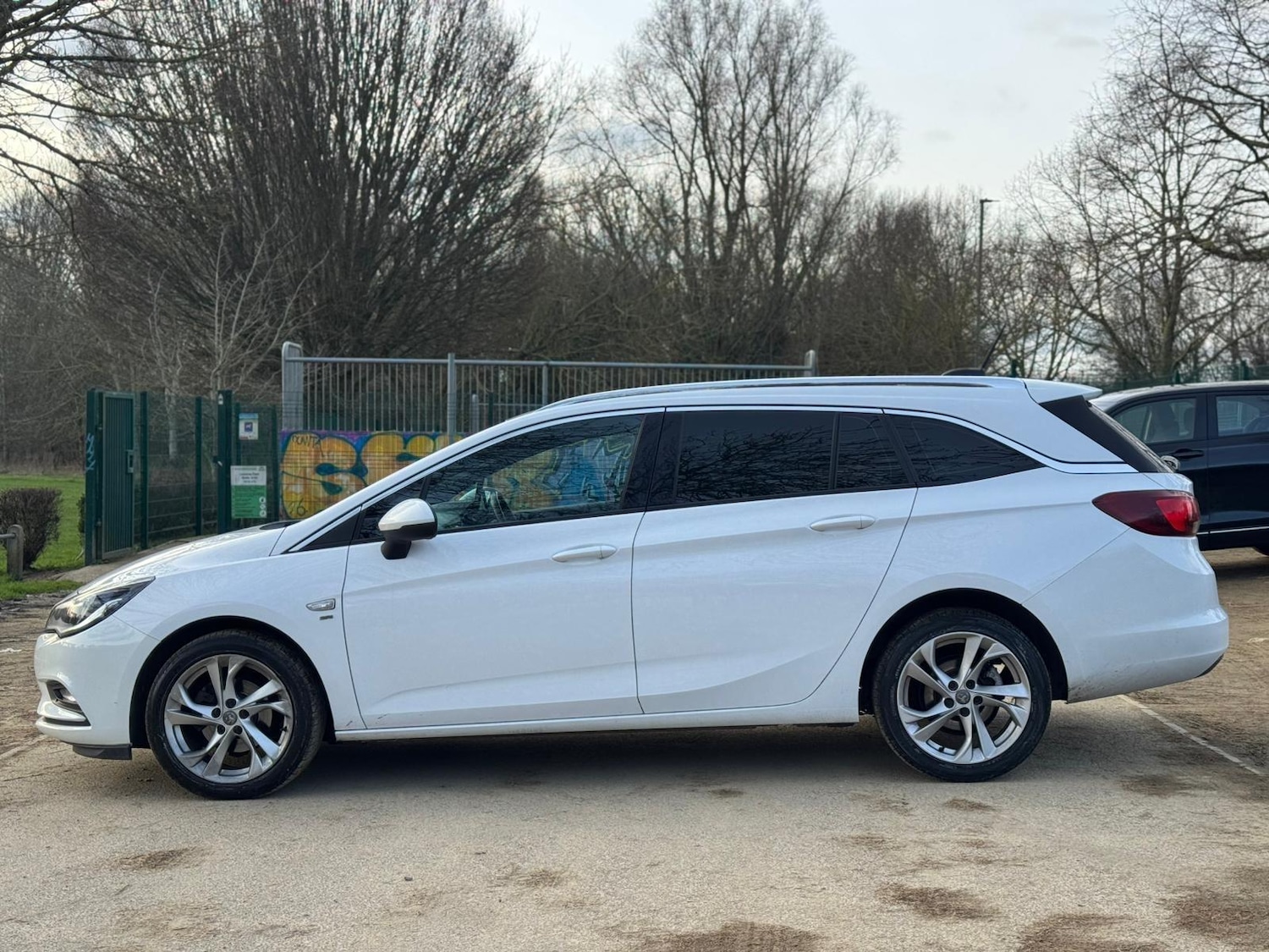 Used Vauxhall Astra for sale - 78092379: Photo 8