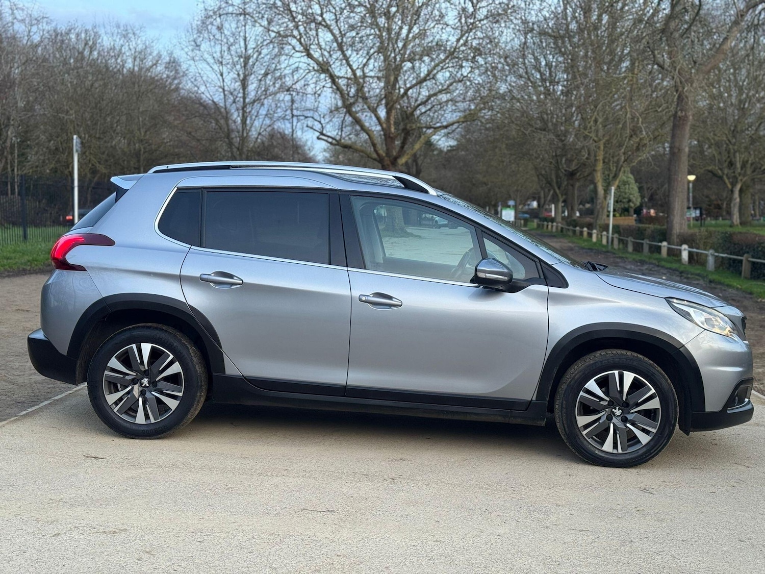 Used Peugeot 2008 for sale - 78092378: Photo 8