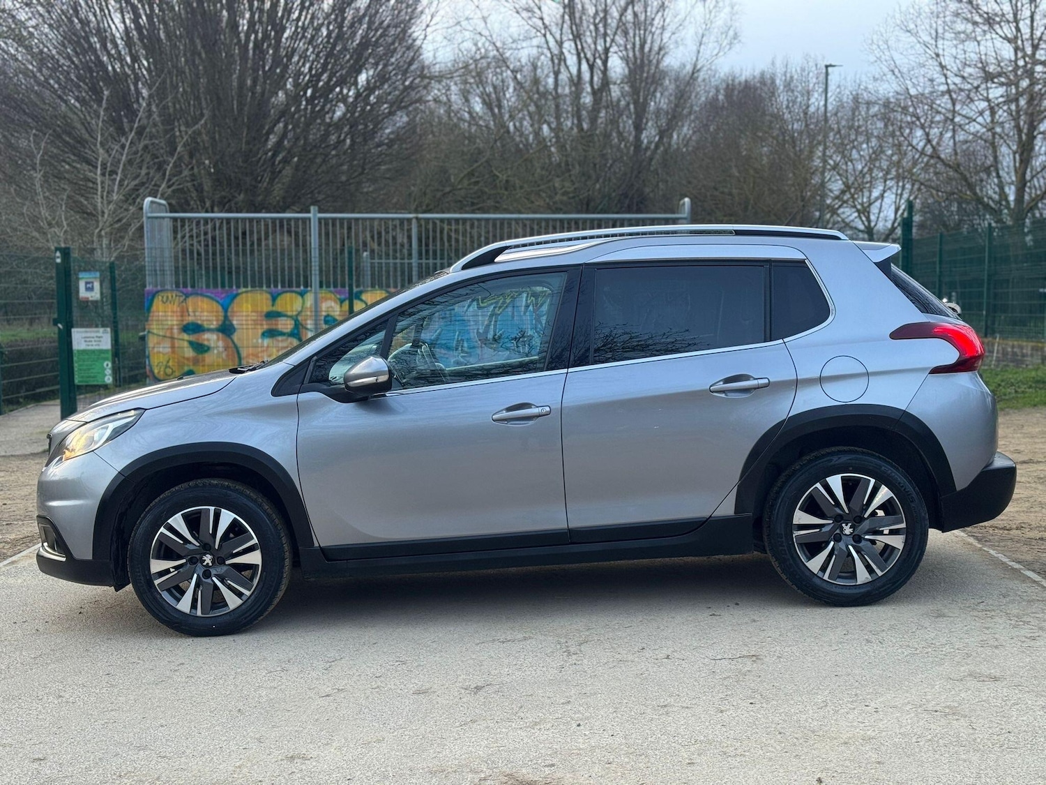 Used Peugeot 2008 for sale - 78092378: Photo 9