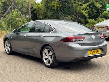 Used Vauxhall Insignia 2018 for sale - 79376247: Photo