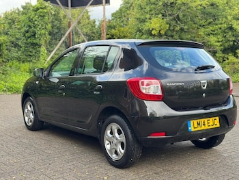 Used Dacia Sandero 2014 for sale - 78584181: Photo
