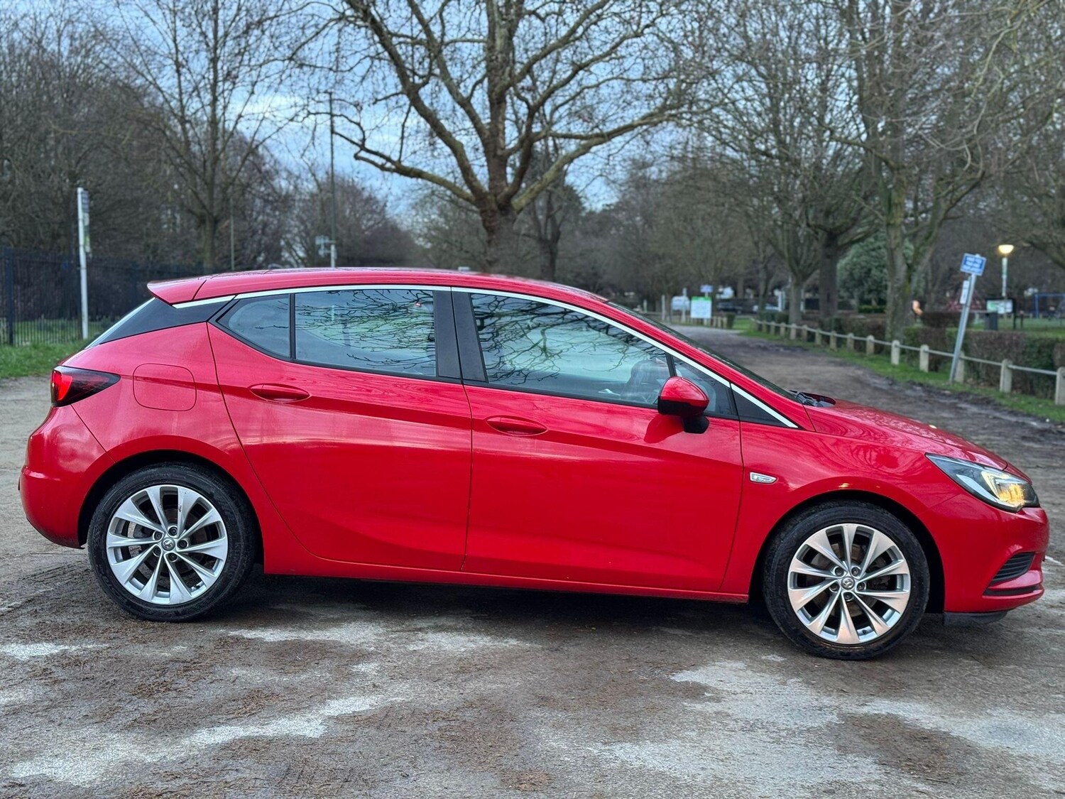 Used Vauxhall Astra for sale - 78092326: Photo 8