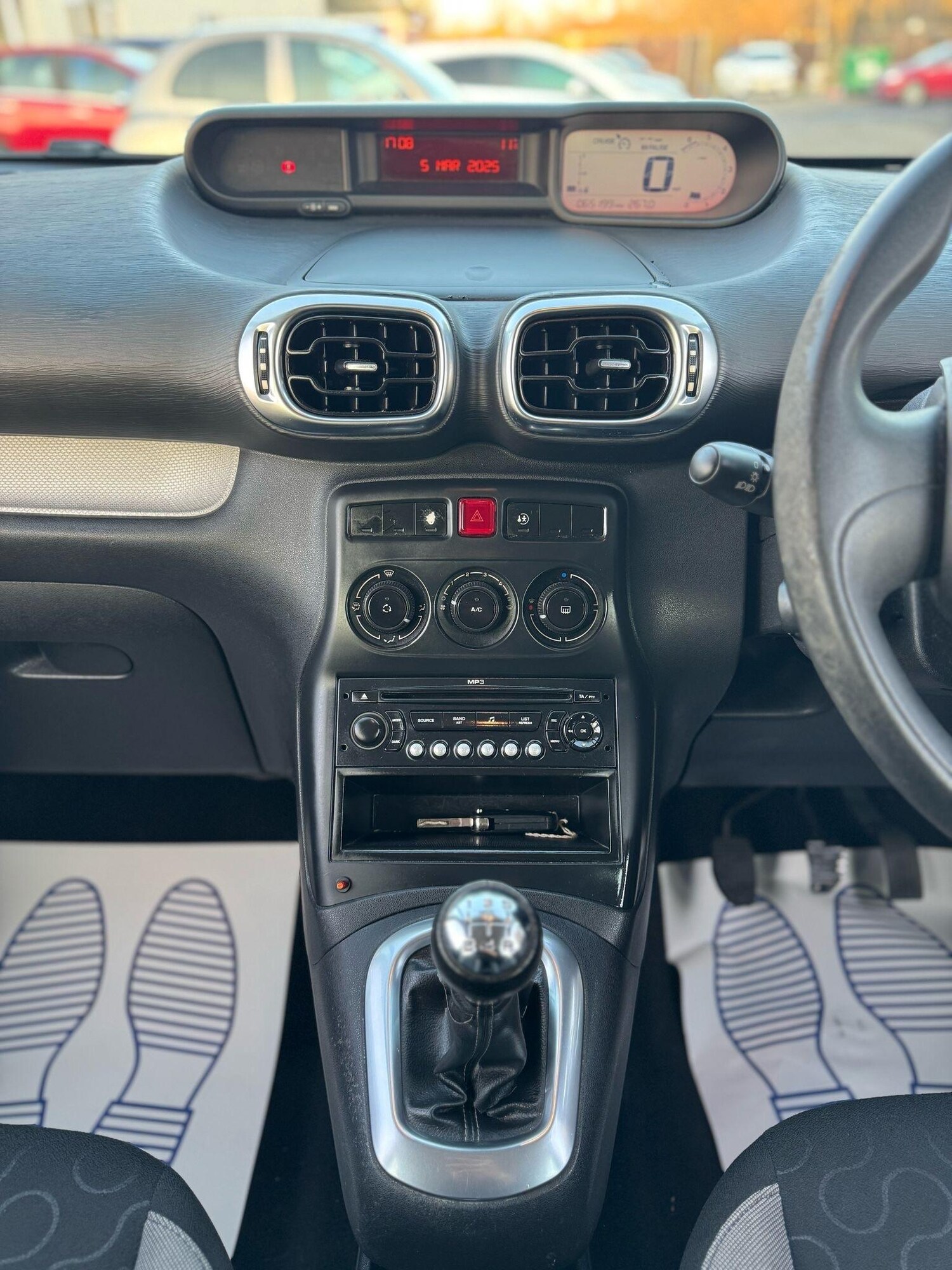 Used Citroen C3 Picasso for sale - 78092325: Photo 28