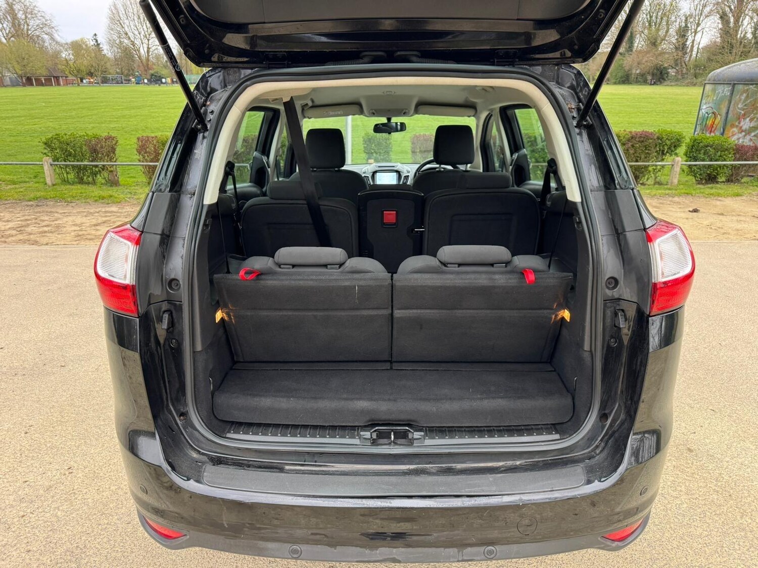 Used Ford Grand C-Max for sale - 78092290: Photo 26