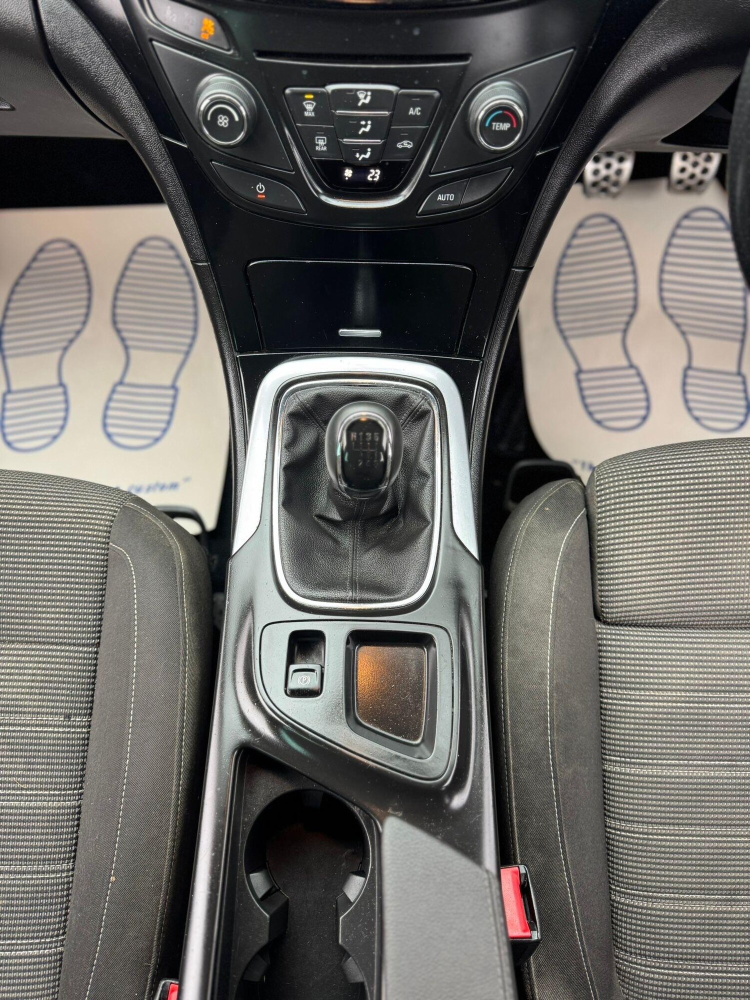 Used Vauxhall Insignia for sale - 78092358: Photo 32