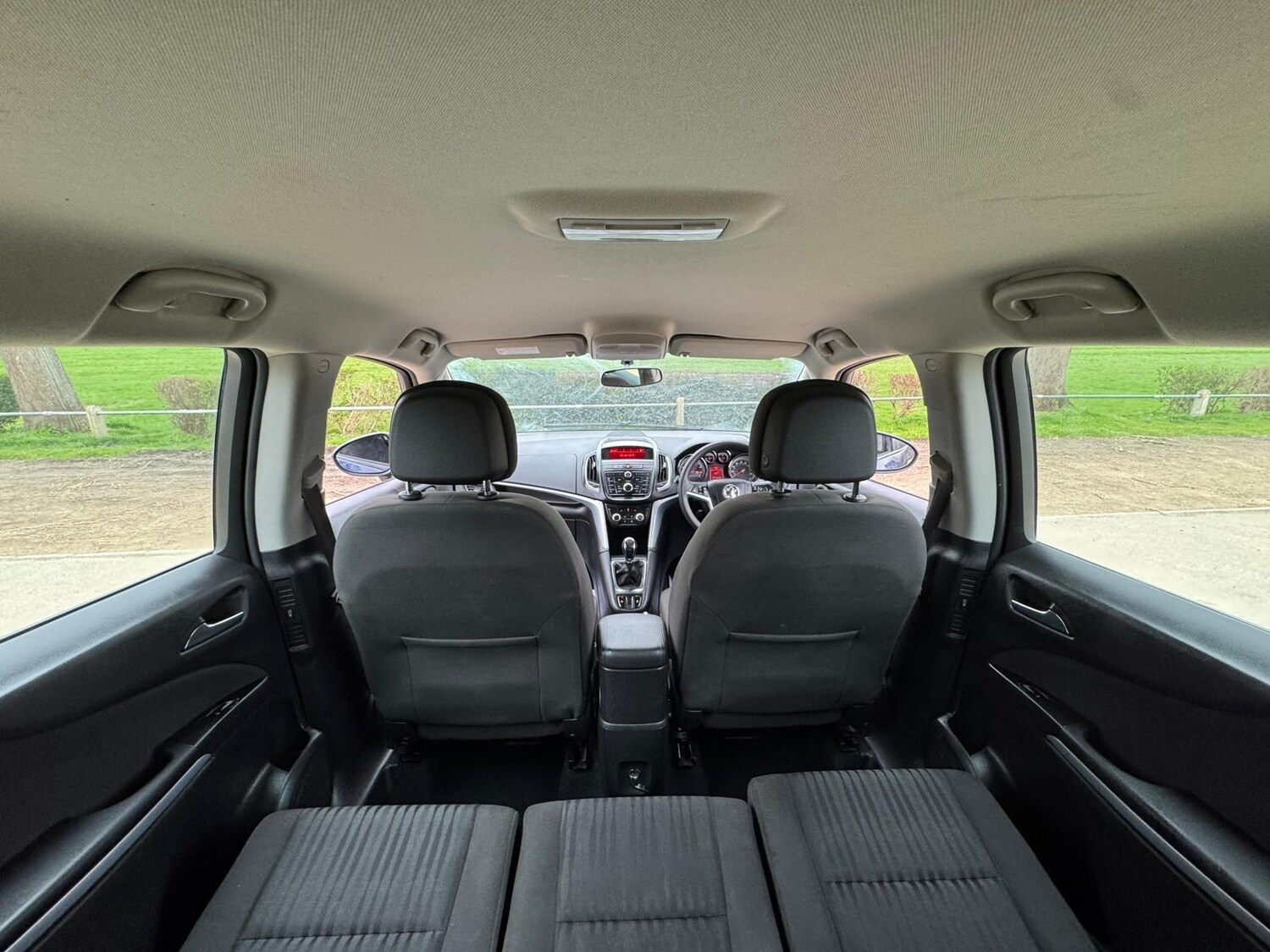 Used Vauxhall Zafira Tourer for sale - 78092264: Photo 29