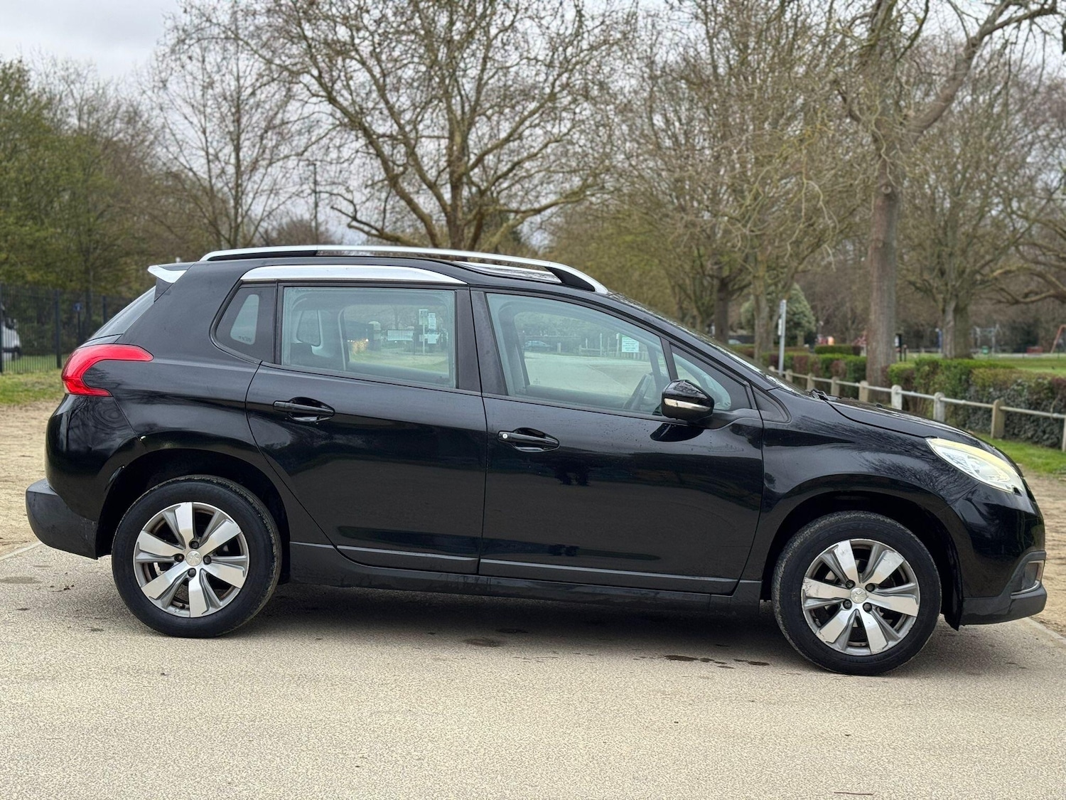 Used Peugeot 2008 for sale - 78092289: Photo 8