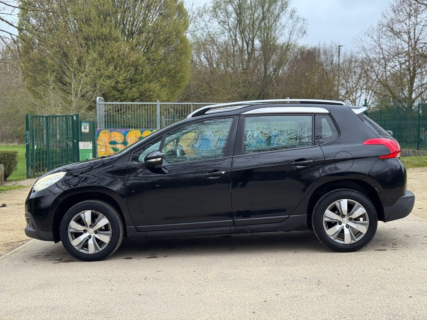 Used Peugeot 2008 for sale - 78092289: Photo 9