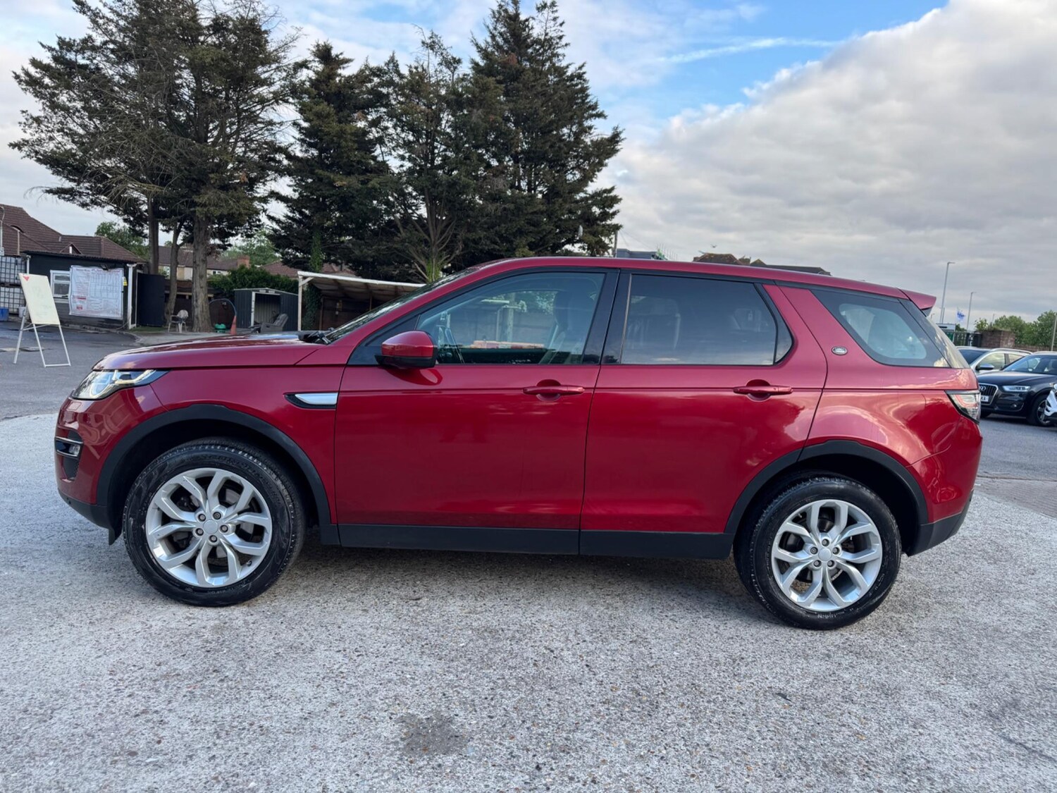 Used Land Rover Discovery Sport for sale - 78092280: Photo 9